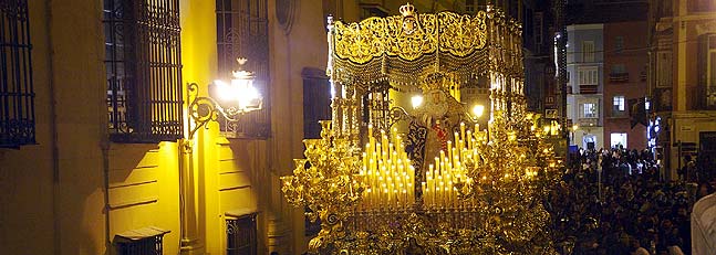 Jueves Santo La Virgen de la Esperanza Semana Santa en Malaga